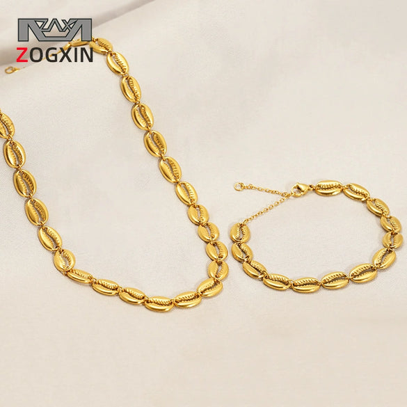 Women's Stainless Steel Shell Pendant Necklace With Geometric Design And Cuban Chain Gold Tone Electroplated Fashion Jewelry