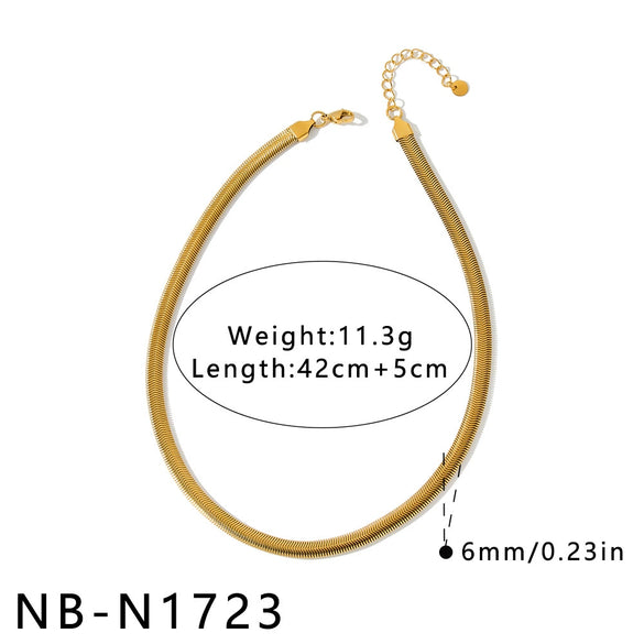 Women's Stainless Steel Snake Shaped Chain Necklace With Geometric Design And 18K Vacuum Plated Finish