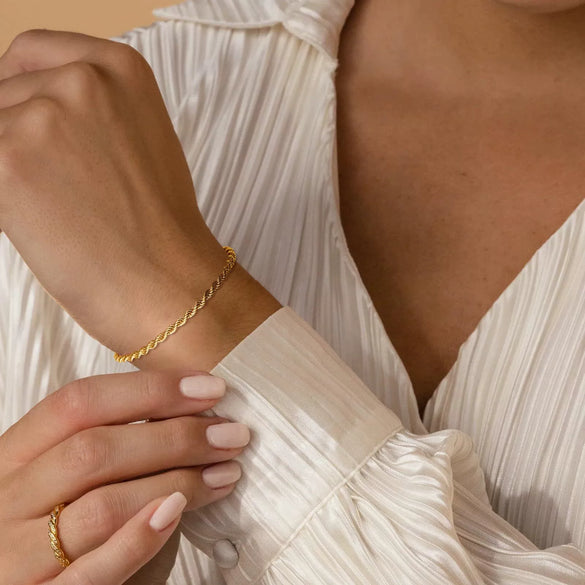 Women's Stainless Steel Stacking Bracelet With Geometric Cuban Chain Design Electroplated Fashion Jewelry Accessory