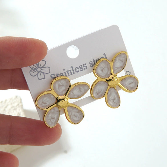 Women's Stainless Steel Stud Earrings With Electroplated Flower Starfish And Heart Shaped Design Light Luxury Jewelry