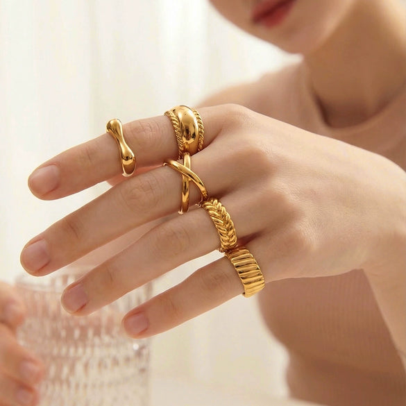Women's Stainless Steel Twist Cross Ring With Geometric Round Design And Vacuum Electroplated Finish