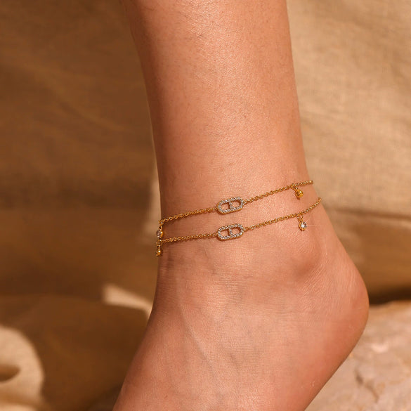 Women's 316L Stainless Steel Zircon Inlaid Geometric Ankle Chain Simple Light Luxury Plated With 18K Gold