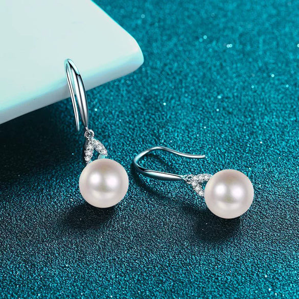 Women's 925 Sterling Silver Flower Earrings With Freshwater Pearl And Moissanite Light Luxury Style