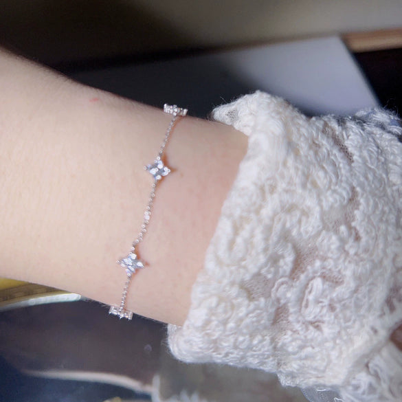 Women's 925 Sterling Silver Four Leaf Clover Light Luxury Bracelet With Zircon And 18K Gold Plating