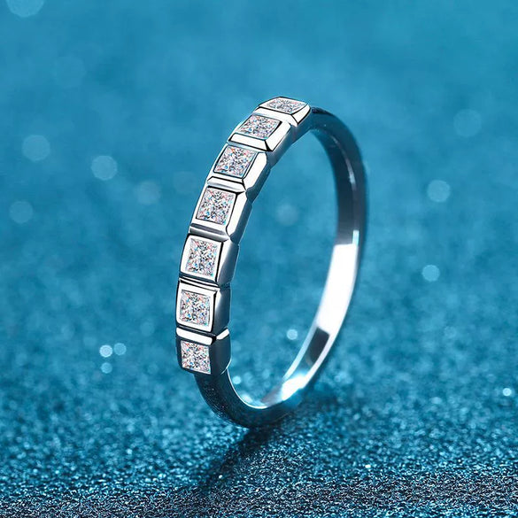 Women's 925 Sterling Silver Geometric Princess Cut Moissanite Row Ring With Electroplated Finish