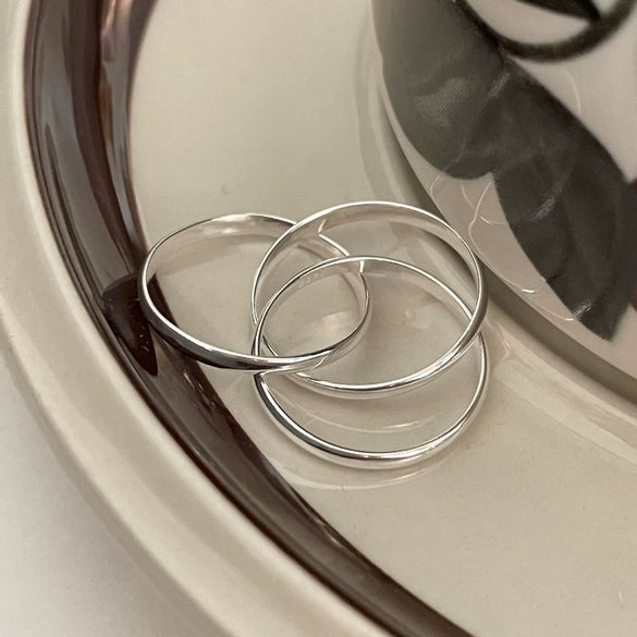 Women's 925 Sterling Silver Heart Geometric Double Line Threering Ring With Silver Inlaid Design