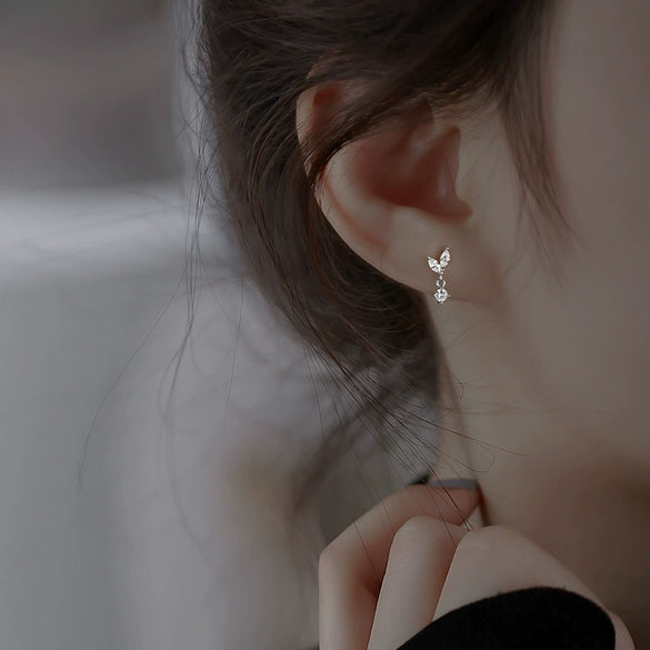Women's Sterling Silver Leaf Light Luxury Earrings With Diamond Design