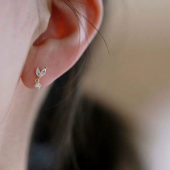 Women's Sterling Silver Leaf Light Luxury Earrings With Diamond Design
