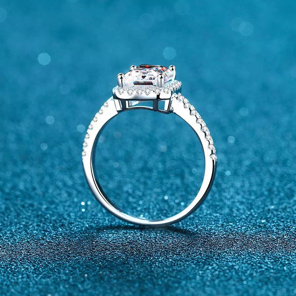 Women's 925 Sterling Silver Light Luxury Ushaped Moissanite Ring With Microinlaid Gravel And Electroplating