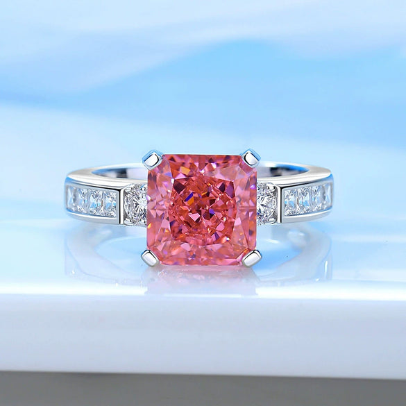 Women's 925 Sterling Silver Ring With Pink Diamond And Geometric Design