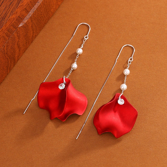 Women's 925 Sterling Silver Rose Petal Tassel Earrings With Pearl Floral Light Luxury Statement Drop Design