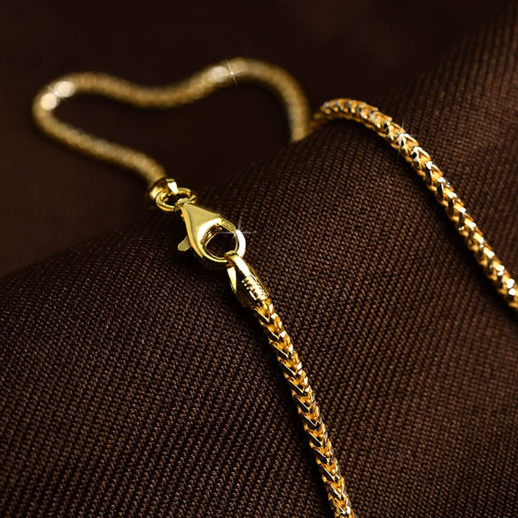 Women's 925 Sterling Silver Two Tone Geometric Twisted Chain Necklace With Glitter Cut Electroplated Finish