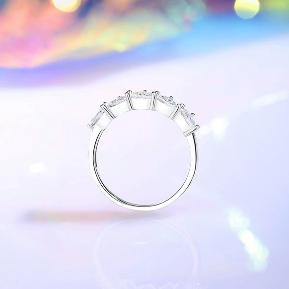 Women's 925 Sterling Silver Water Drop And Pear Shaped Zircon And Diamond Ring Simple Geometric Style