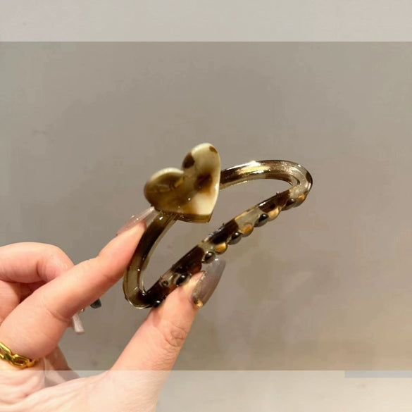 Women's Summer Hairpin Plastic Resin Handmade Leopard Print Shark Clip