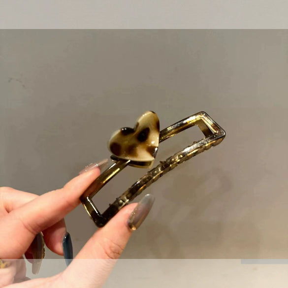 Women's Summer Hairpin Plastic Resin Handmade Leopard Print Shark Clip