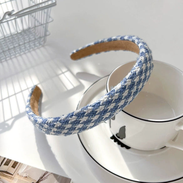 Women's Sweet Geometric Cloth Handmade Widebrimmed Plush Knitted Hair Band
