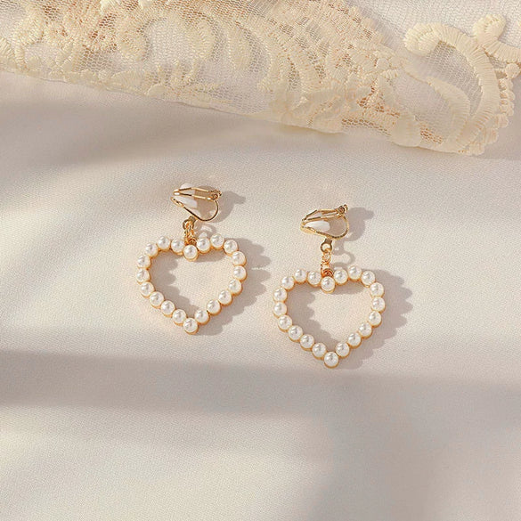 Women's Sweet Geometric Ear Clip Earrings Alloy Silver Plated Gold Plated Simple Long Electroplated Ear Jewelry