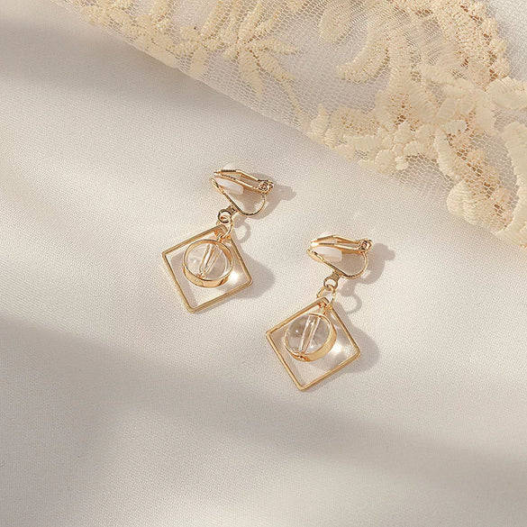 Women's Sweet Geometric Ear Clip Earrings Alloy Silver Plated Gold Plated Simple Long Electroplated Ear Jewelry
