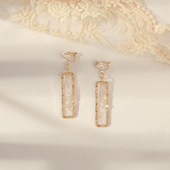 Women's Sweet Geometric Ear Clip Earrings Alloy Silver Plated Gold Plated Simple Long Electroplated Ear Jewelry