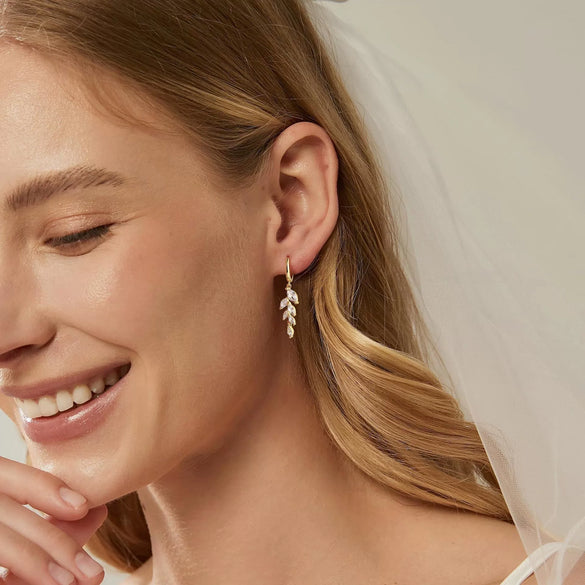 Women's Sweet Style Copper Flower Earrings With Electroplated Finish Fresh Simple Cute Floral Jewelry Gift