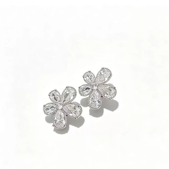 Women's Sweet Style Flower Earrings With Zircon Inlay Metal Floral Studs With Copper Ear Needles