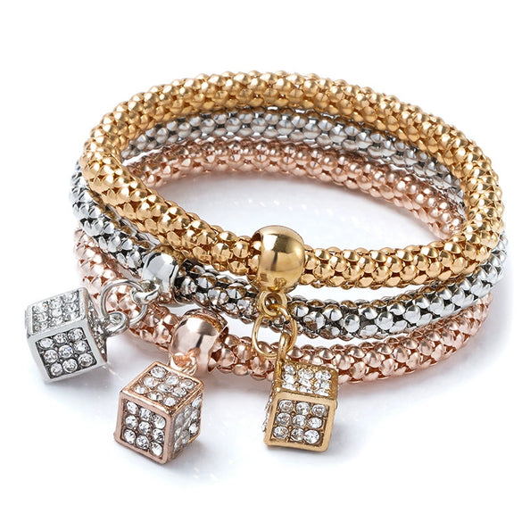 Women's Three Color Alloy Bracelet Set With Rhinestone Heart Pendant Elastic Chain Personality Style Jewelry