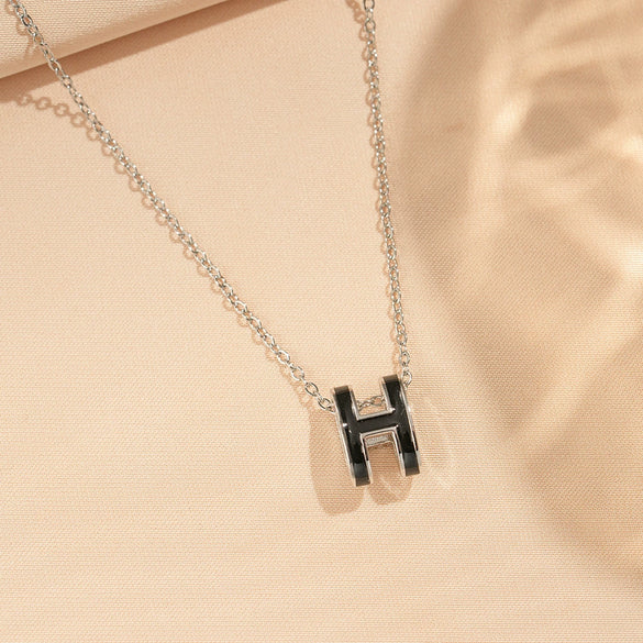 Women's Titanium Steel And Copper H Letter Pendant Necklace With Cross Chain And Electroplating Process