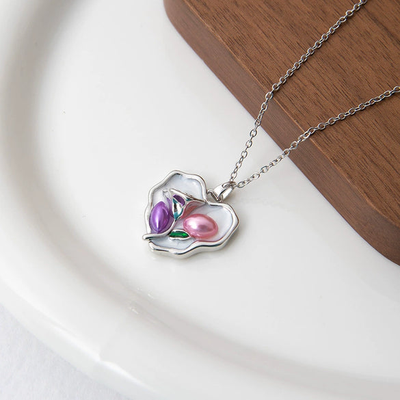 Women's Titanium Steel And Copper Necklace With Three Dimensional Rose Design And Electroplating Treatment