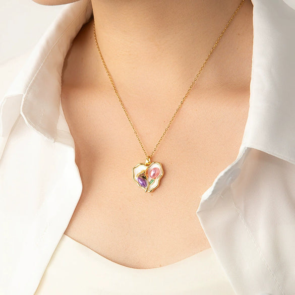Women's Titanium Steel And Copper Necklace With Three Dimensional Rose Design And Electroplating Treatment