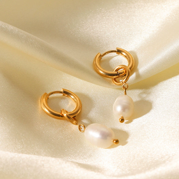Women's Titanium Steel And Stainless Steel Geometric Electroplated Light Luxury Fresh Water Pearl Earrings