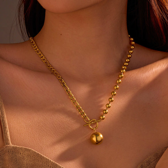 Women's Titanium Steel And Stainless Steel Hollow Ball Ot Buckle Necklace With Electroplating Retro And Simple Style