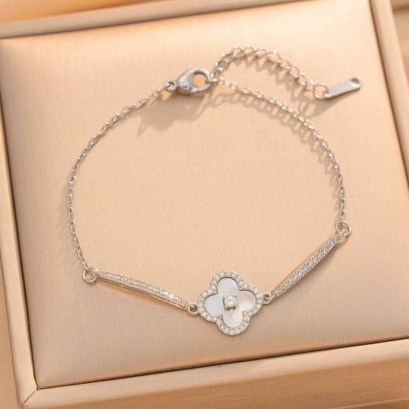Women's Titanium Steel Bracelet With Zircon Shell Four Leaf Flower Design And Vacuum Plated Finish