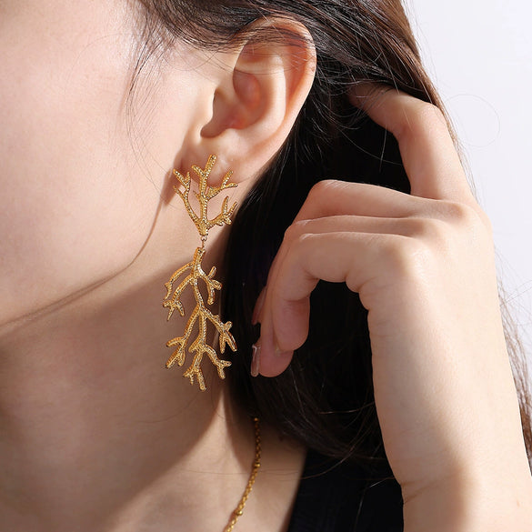 Women's 316L Stainless Steel Branchshaped Light Luxury Textured Earrings Plated With Gold