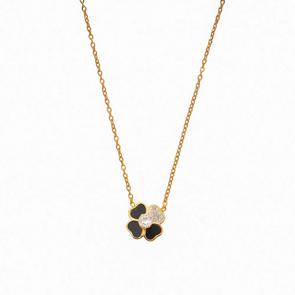 Women's Titanium Steel Clover Leaf Pendant Necklace With Round Link Chain Polished Gold Tone Electroplated Light Luxury Jewelry