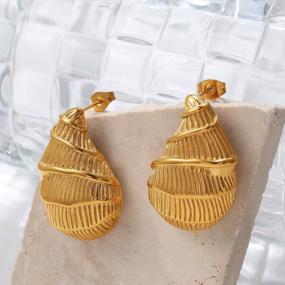 Women's 316L Stainless Steel Conch Earrings With Electroplating Fashion Style