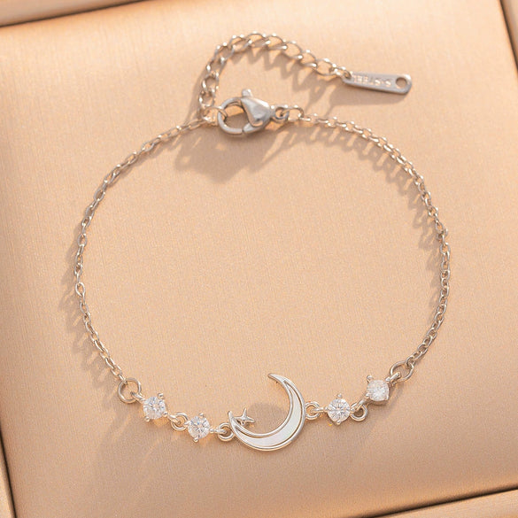 Women's Titanium Steel Crescent Moon Bracelet With Real Gold Plating Simple Light Luxury Fashion Jewelry