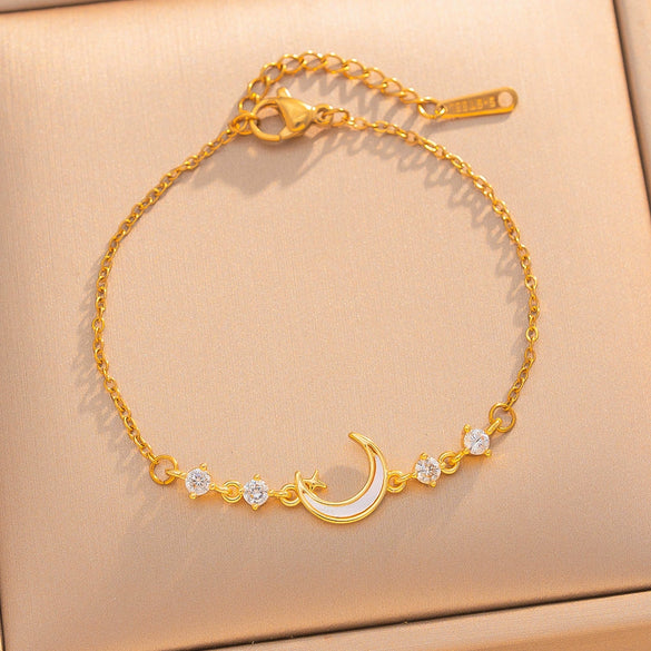 Women's Titanium Steel Crescent Moon Bracelet With Real Gold Plating Simple Light Luxury Fashion Jewelry