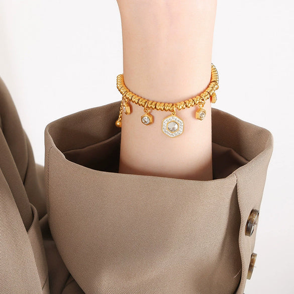 Women's 316L Stainless Steel Electroplated Heart And Geometric Pendant Bracelet New Retro Style