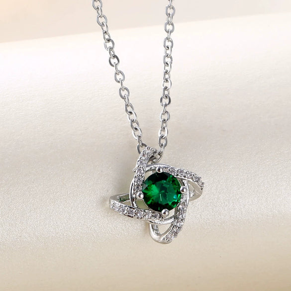 Women's Titanium Steel Four Leaf Clover Necklace With Micro Inlaid Zircon Pendant Simple O Chain Jewelry