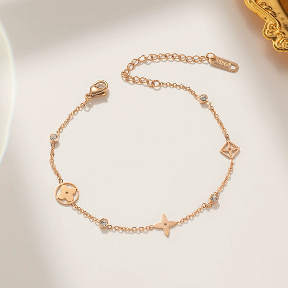 Women's Titanium Steel Fourleaf Clover Bracelet With Electroplating And Letters Numbers Text Design
