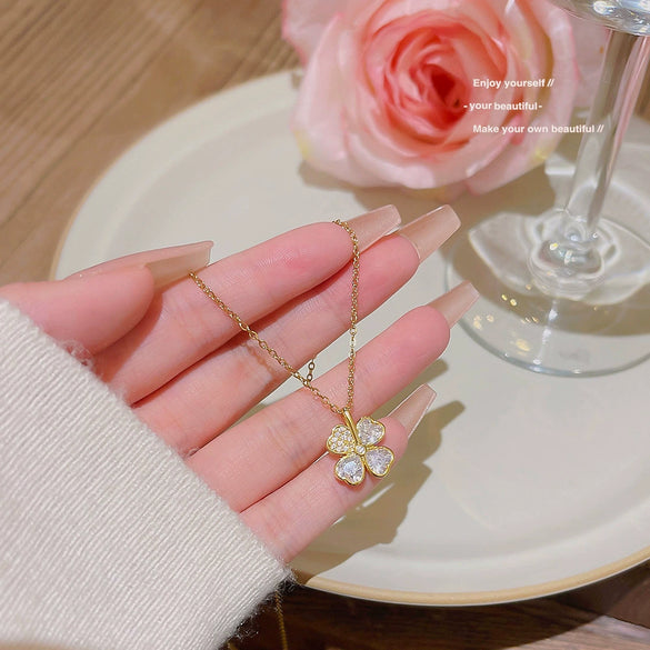 Women's Titanium Steel Fourleaf Floral Pendant Necklace With Mixed Gem Inlay And Inlaid Zircon Geometric Light Luxury Style