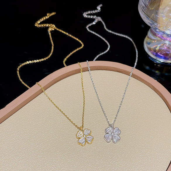 Women's Titanium Steel Fourleaf Floral Pendant Necklace With Mixed Gem Inlay And Inlaid Zircon Geometric Light Luxury Style