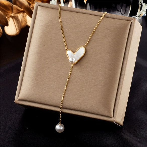 Women's Titanium Steel Geometric Ball Chain Electroplated Clavicle Chain