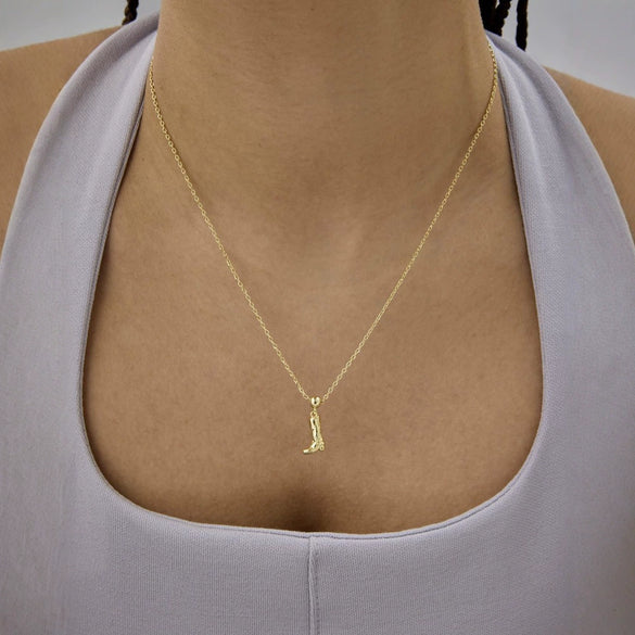 Women's Titanium Steel Geometric Cowboy Boots Pendant Necklace With Furnace Vacuum 18K Real Gold Electroplating Retro And Simple Style