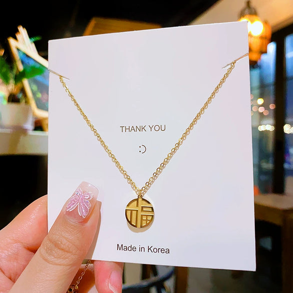 Women's Titanium Steel Geometric Cross Chain Necklace With 18K Gold Plated Electroplating Light Luxury Style