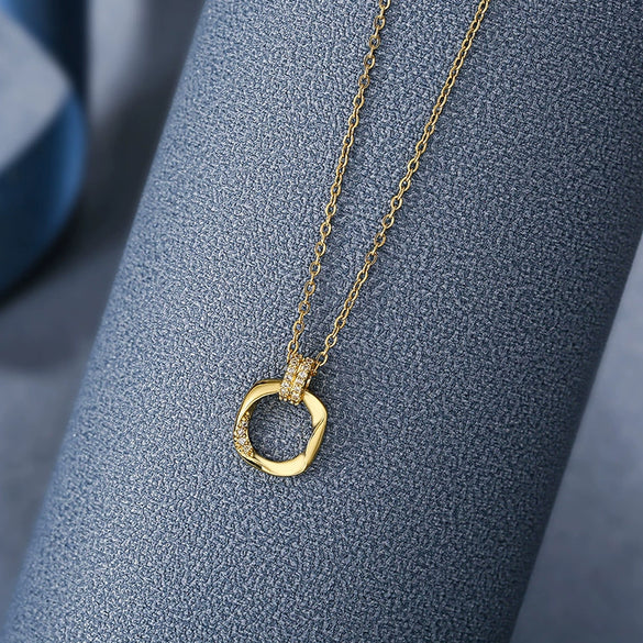 Women's Titanium Steel Geometric Double Ring Pendant Clavicle Chain With Rectangular Design