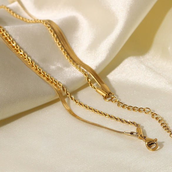 Women's Titanium Steel Geometric Doublelayer Twist Necklace With Electroplating And Snake Bone Chain