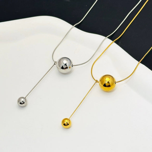 Women's Stainless Steel Geometric Pendant Necklace With Snake Bone Chain Electroplated Fashion Collarbone Jewelry