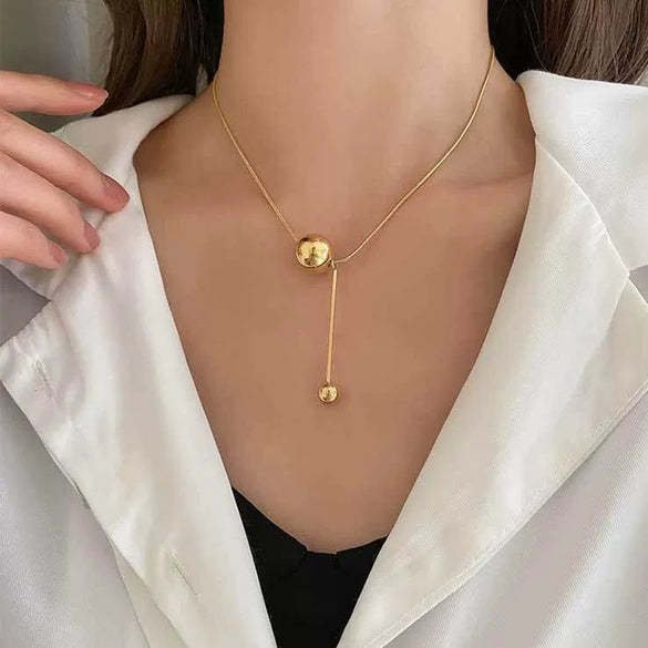 Women's Stainless Steel Geometric Pendant Necklace With Snake Bone Chain Electroplated Fashion Collarbone Jewelry