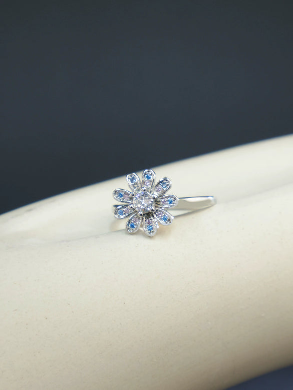 Women's Titanium Steel Geometric Rotating Zircon Ring Real Gold Plated Enhanced Color Retention Simple Style